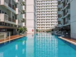 Serene 1Br For 2 Pax At Sentul Tower Apartment - Pool