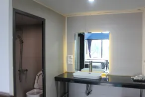 Dragonfly Hotel Nghia Lo - Free Sauna & Onsen - Bathroom