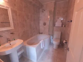 Hamlet Hotels Maidstone - Badrum