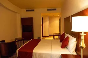 MRA GRAND HOTEL - Room