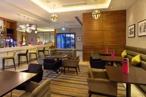Hampton by Hilton London Croydon - Restaurant