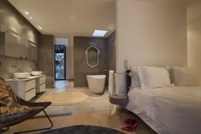 Unit 3 - Modern Smart Home Triplex Private Garden & Parking - Camera