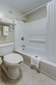 University Inn Duke - Salle de bain