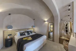 The Exotic Cave Suite - Room