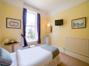 OYO Eagle House Hotel, St Leonards Hastings - Room
