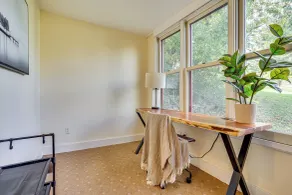 Near Colleges: Pet-friendly Duplex in Northfield! - Interni