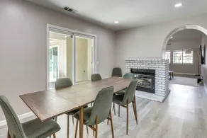 Spring Valley Lake Home w/ Desk & Fenced Yard - Innvendig