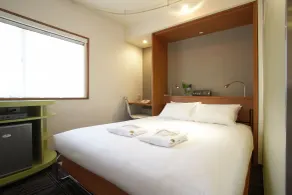 the b akasaka - Rom