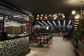 Quars Suite - Restaurant