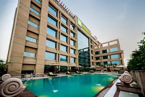 Holiday Inn Amritsar Ranjit Avenue by IHG - Pool