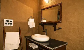 Mud Haven Farm - Bathroom