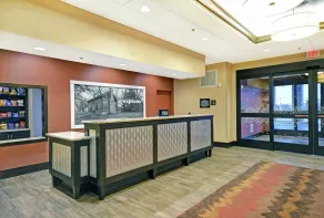 Hampton Inn & Suites Milwaukee/Franklin - Reception
