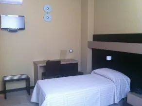 Melqart Hotel - Chambre