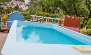 Evergreen Apartments - Piscina