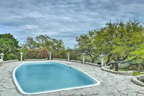Sprawling Mico Retreat w/ Panoramic Views! - Pool