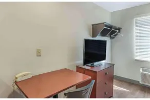 Studio 6 Extended Stay Little Rock Southwest AR - Room