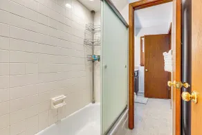 11 Mi to Dtwn Columbus: Peaceful Townhome w/ Yard! - Intérieur