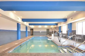 Holiday Inn Express & Suites Oklahoma City Mid - Arpt Area by IHG - Piscine
