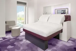 YOTEL Amsterdam - Quarto