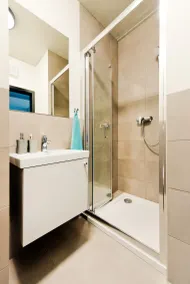 YOUNIQ Gdansk - Campus Accommodation - Badezimmer