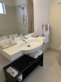 Salerno Motel Apartments - Salle de bain