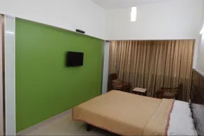 Hotel Raviraj - Room