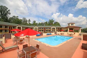 Knights Inn Pilot Mountain - Pool