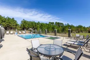 La Quinta Inn & Suites by Wyndham Lumberton - Pool
