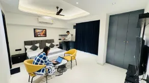 Reebah Inn & Suites - Quarto