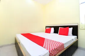 Hotel O Gian Residency - Værelse