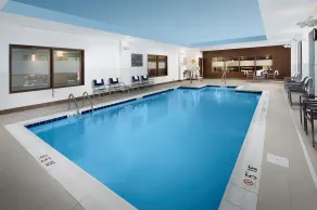 Hampton Inn & Suites Falls Church - Piscine