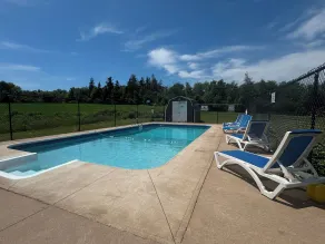 Silverwood Motel - Piscina