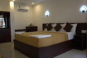 Puthooram Seaview Cliff Resort - Chambre