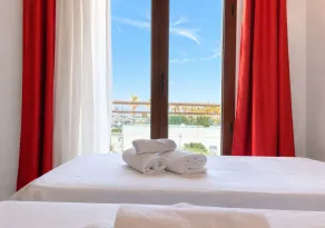 B&B Marina Sleep And Ship - Chambre