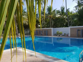 RK RESORTS - Piscina