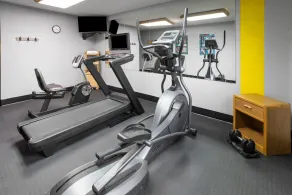 Super 8 by Wyndham New Stanton - Salle de remise en forme