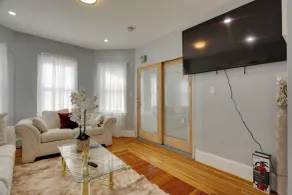 All-Season Fun! Charming Apt 3 Mi to Blue Hills - Interiör