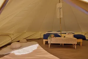 Hôtel UNIQ - Forêt Ô Cascades - Tentes Glamping - Rom