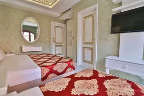 Hotel Queens Land - Room