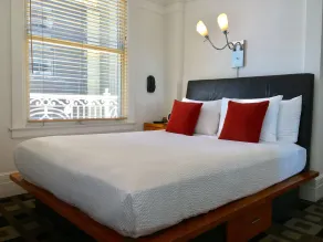 The Mosser Hotel - Chambre