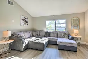 Waterfront Port Richey House w/ Heated Pool! - Innenbereich