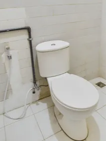 OYO Life 91569 Omah Wijaya Kusuma Syariah - Bathroom