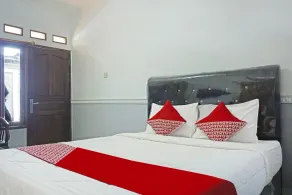 OYO 90369 Syariah An Nur - Zimmer