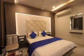 Hotel Flair Inn - Room