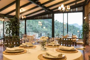 CALERILLA Hotel - Restaurant