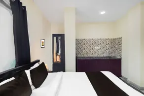 Super Collection O Kothapet Near Omini Hospital - Quarto