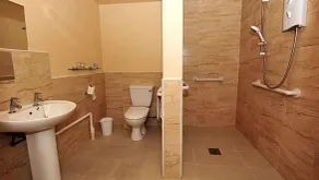 Chevin End Guest House - Bathroom