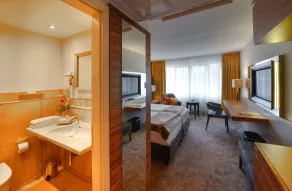Best Western Plus Delta Park Hotel - Room