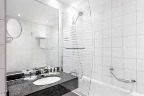 Courtyard by Marriott Munich City Center - Salle de bain
