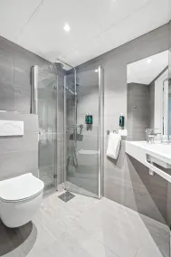 Home Hotel Grimstad - Badezimmer